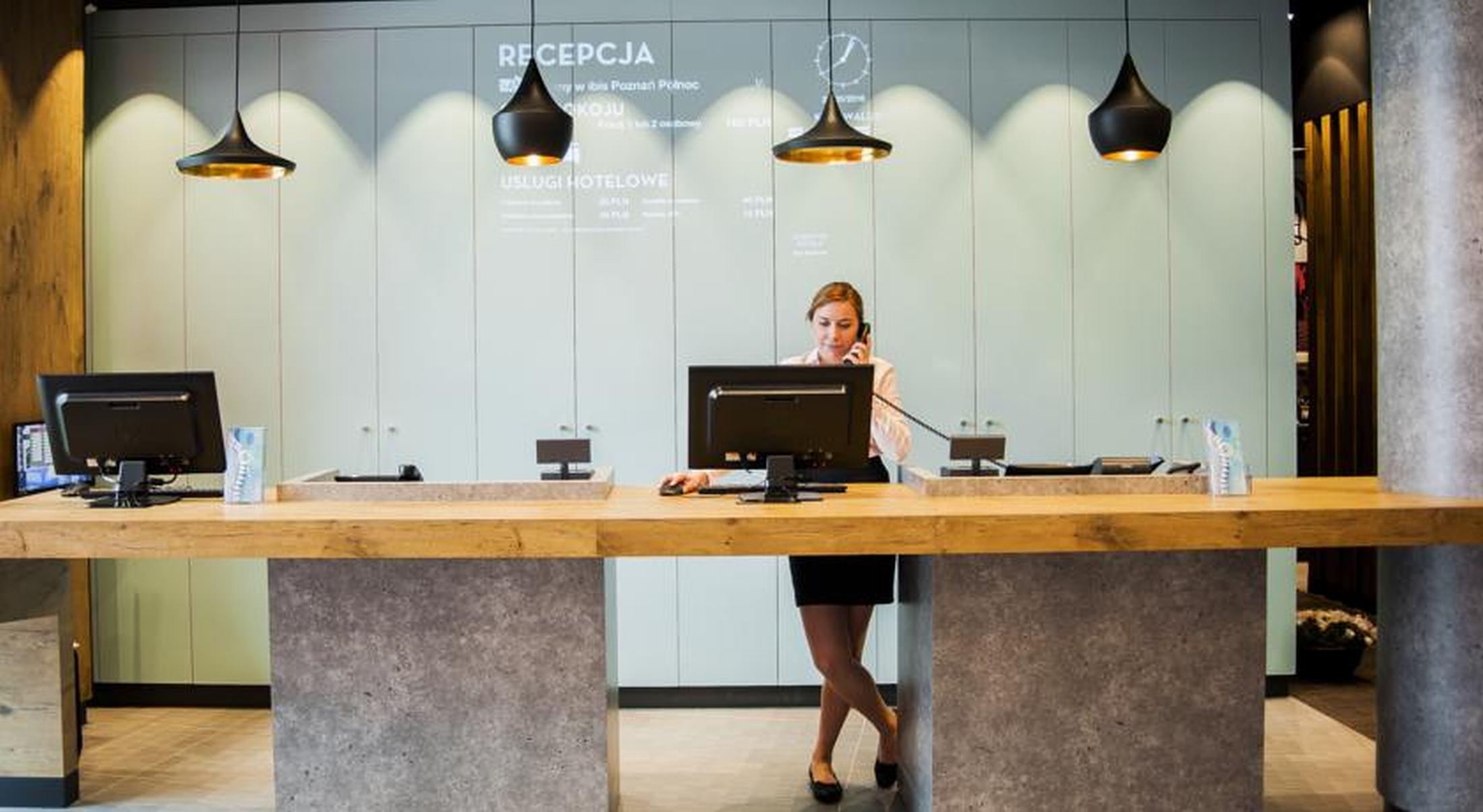 苏奇拉斯 Ibis Poznan Polnoc酒店 外观 照片