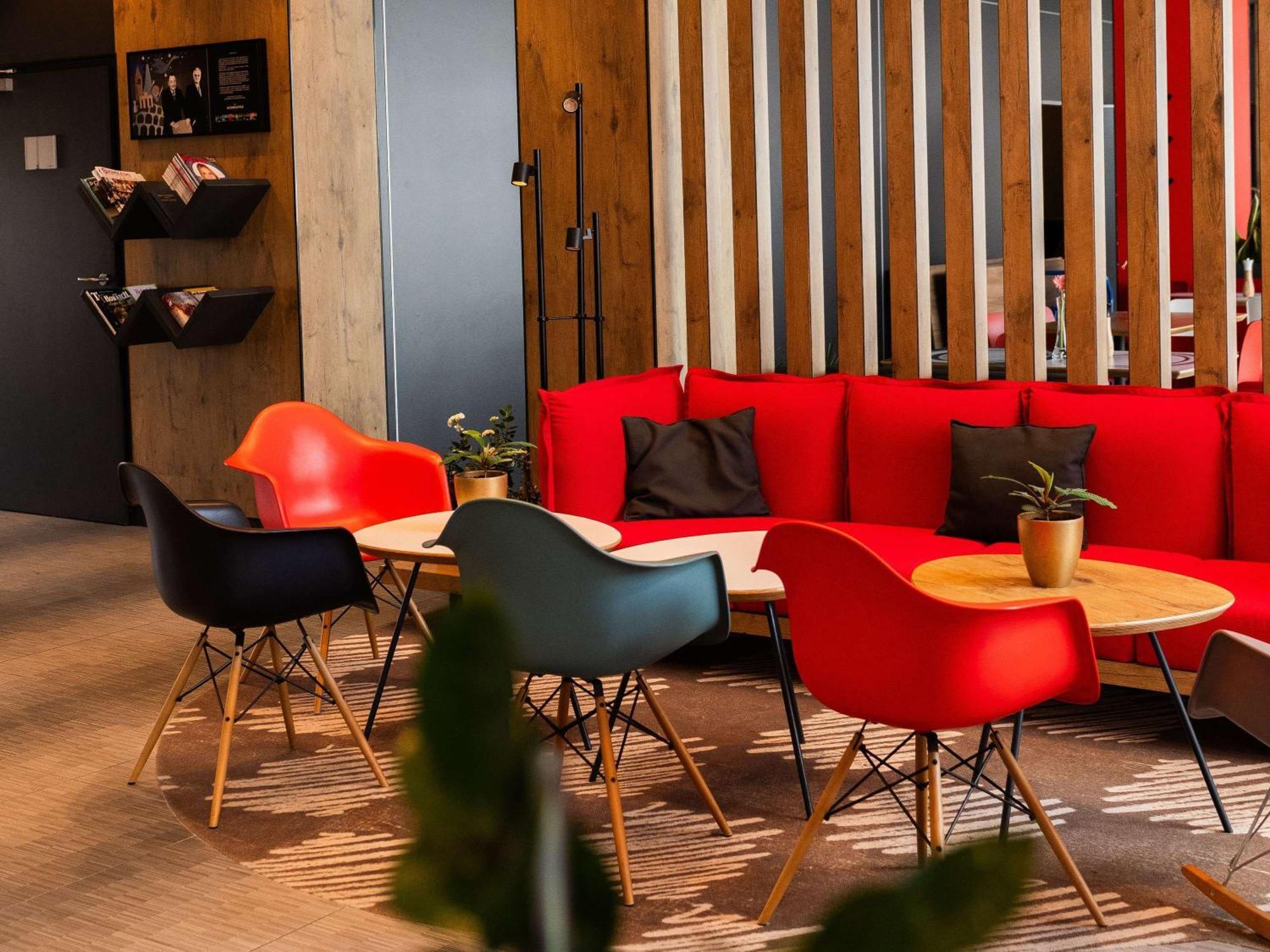 苏奇拉斯 Ibis Poznan Polnoc酒店 外观 照片